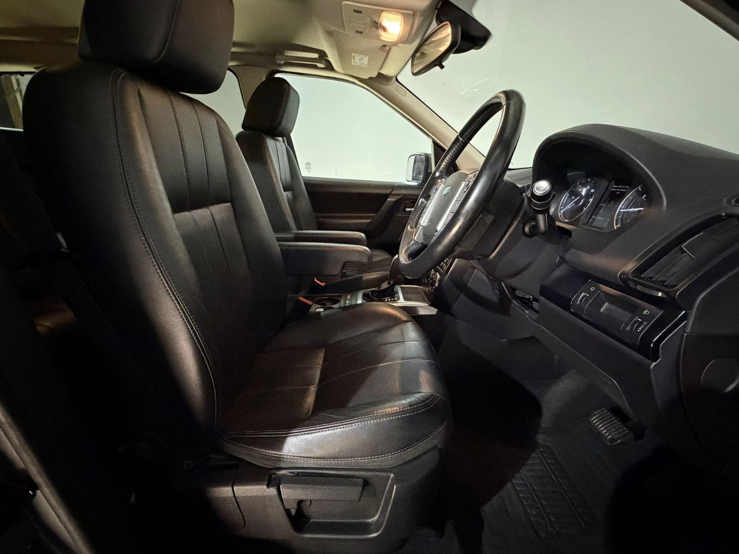 Used Land Rover Freelander 2014 for sale - 76545731: Photo 16