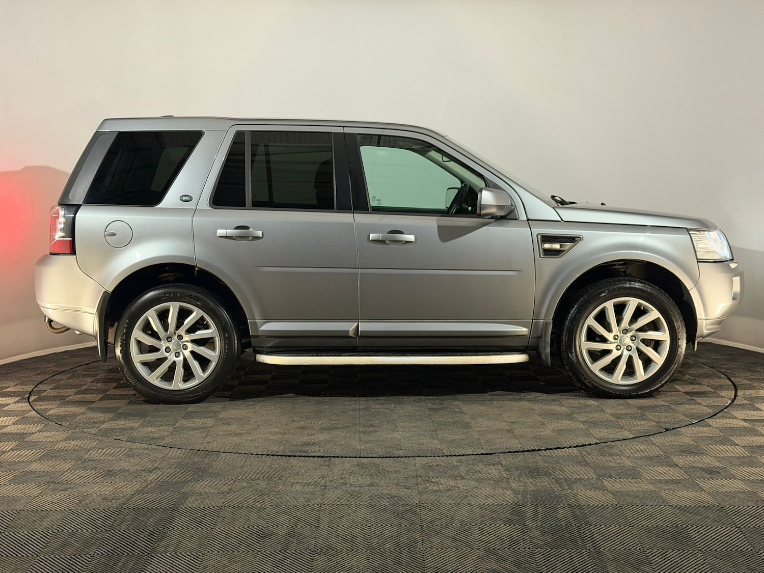 Used Land Rover Freelander 2014 for sale - 76545731: Photo 4