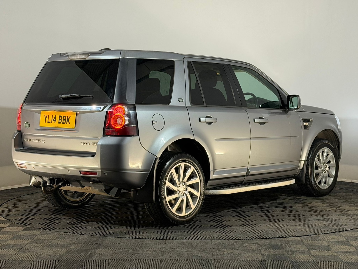 Used Land Rover Freelander 2014 for sale - 76545731: Photo 6