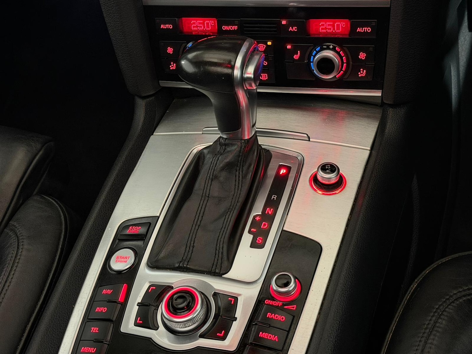 Used Audi Q7 2013 for sale - 76477560: Photo 14