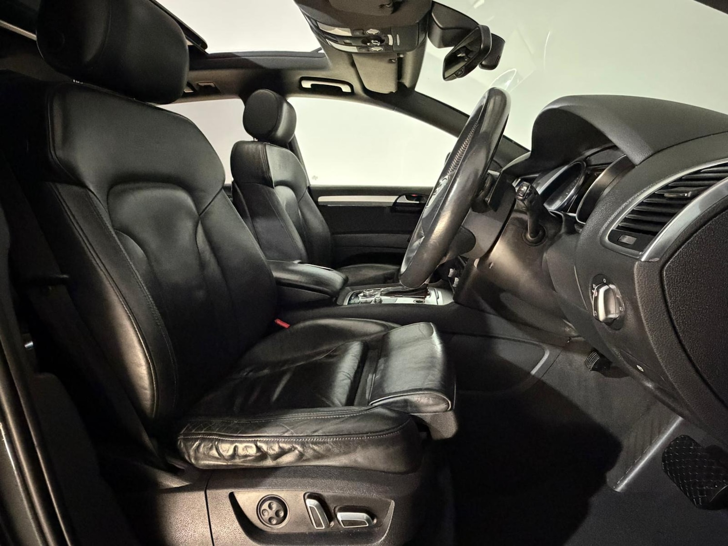 Used Audi Q7 2013 for sale - 76477560: Photo 15