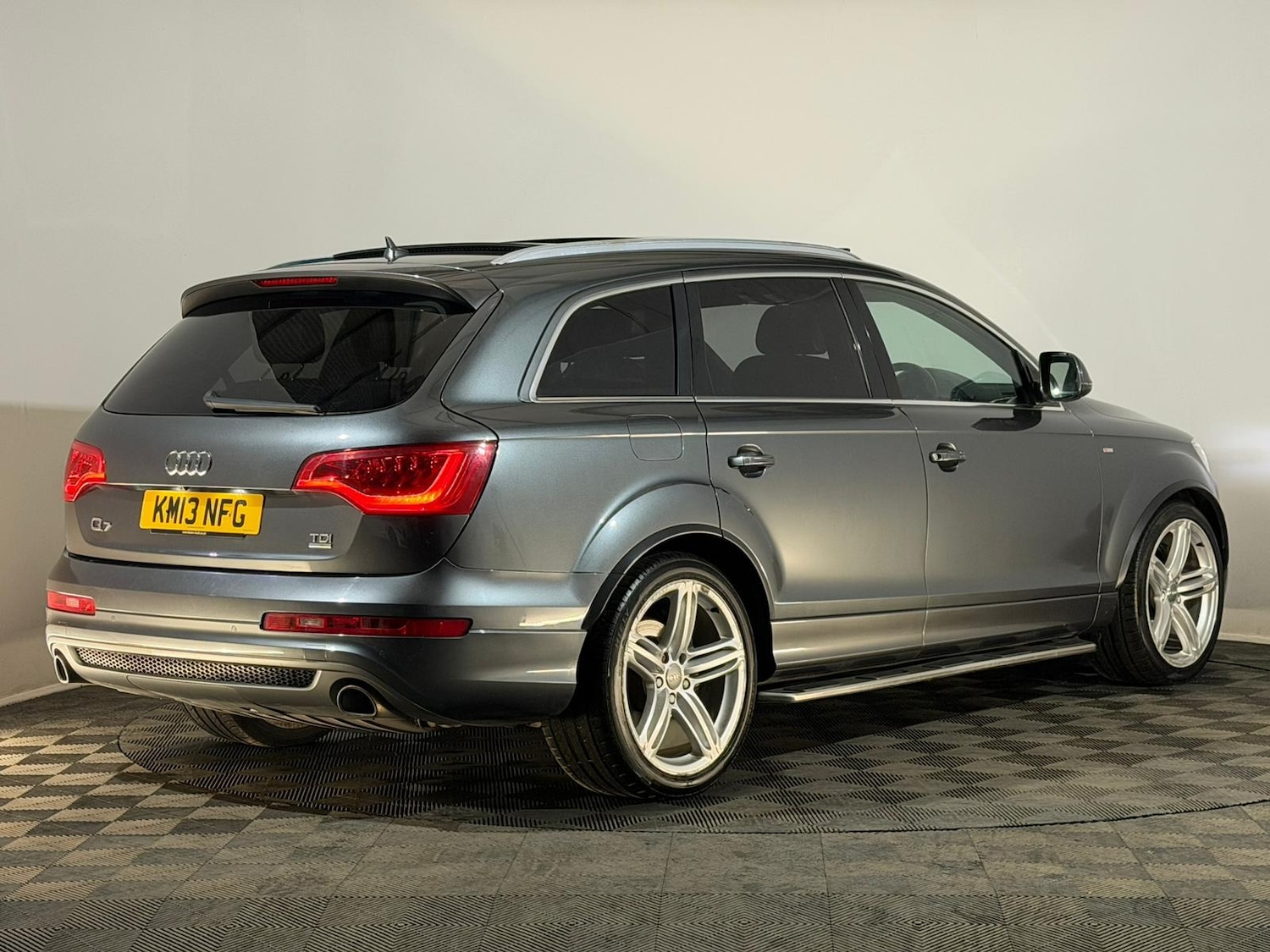 Used Audi Q7 2013 for sale - 76477560: Photo 6