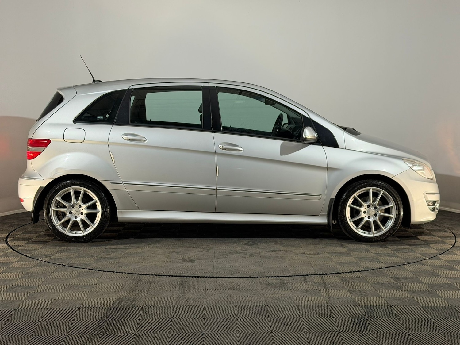 Used Mercedes-Benz B Class 2008 for sale - 76745099: Photo 3