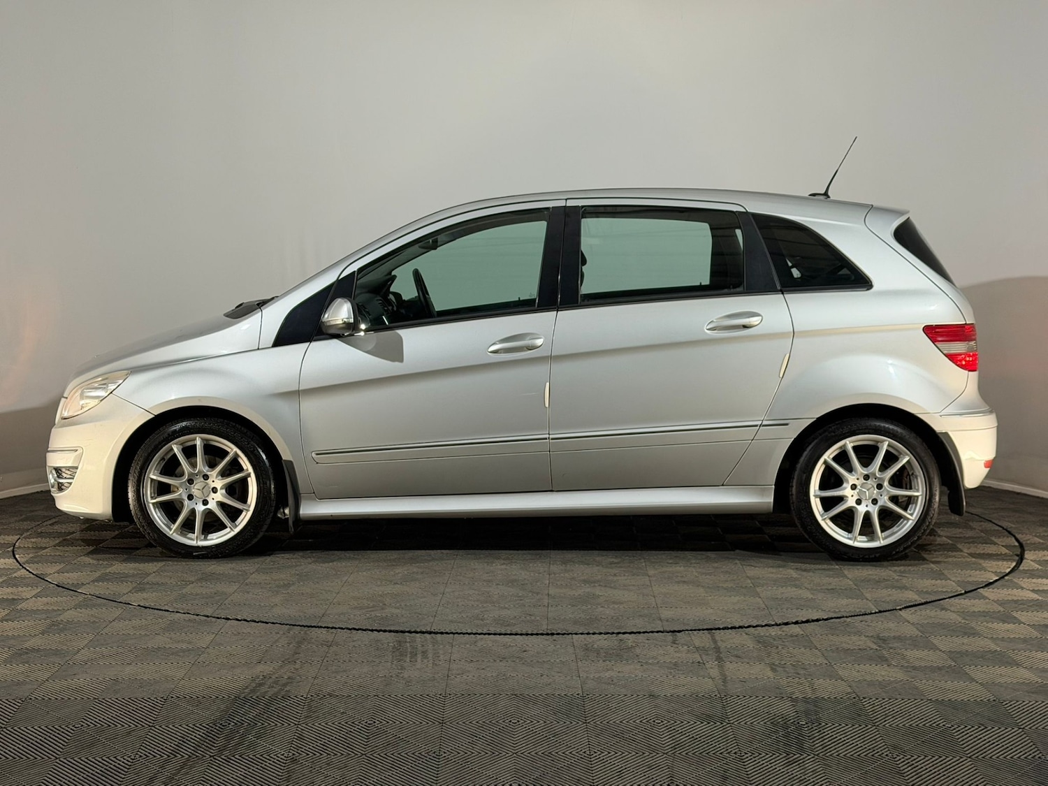 Used Mercedes-Benz B Class 2008 for sale - 76745099: Photo 4