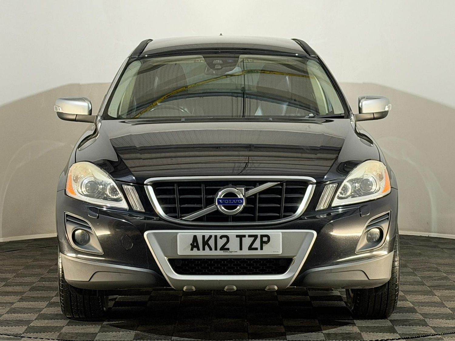 Used Volvo XC60 2012 for sale - 77726471: Photo 2