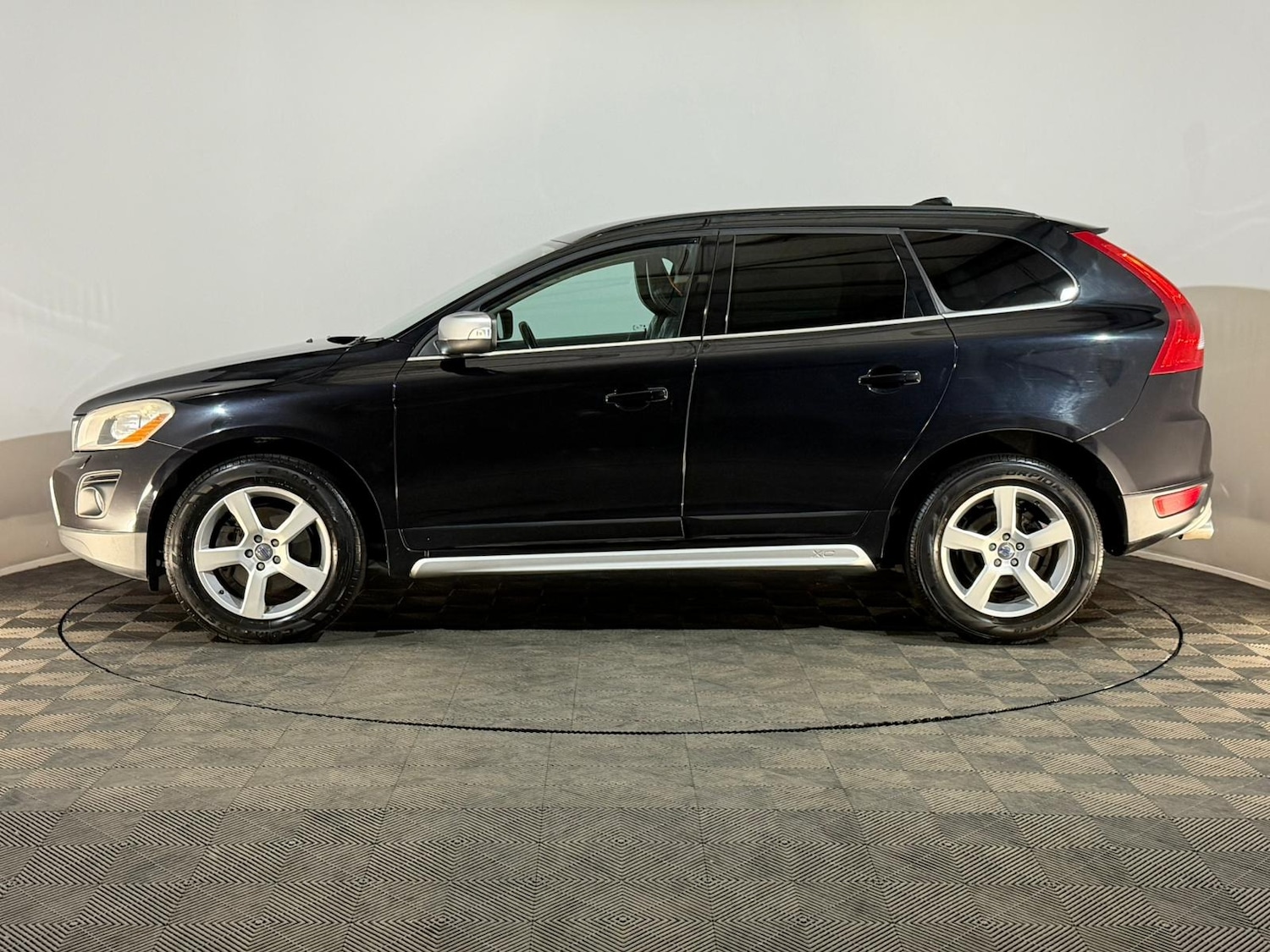 Used Volvo XC60 2012 for sale - 77726471: Photo 5