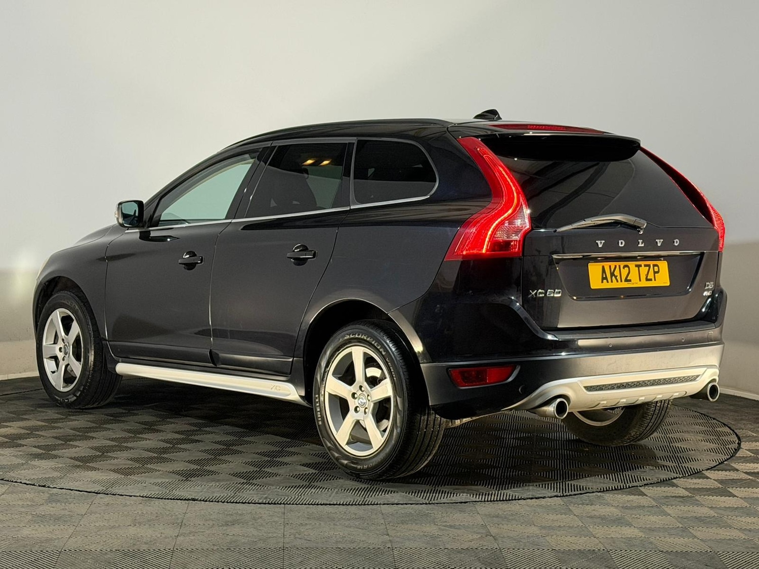 Used Volvo XC60 2012 for sale - 77726471: Photo 9
