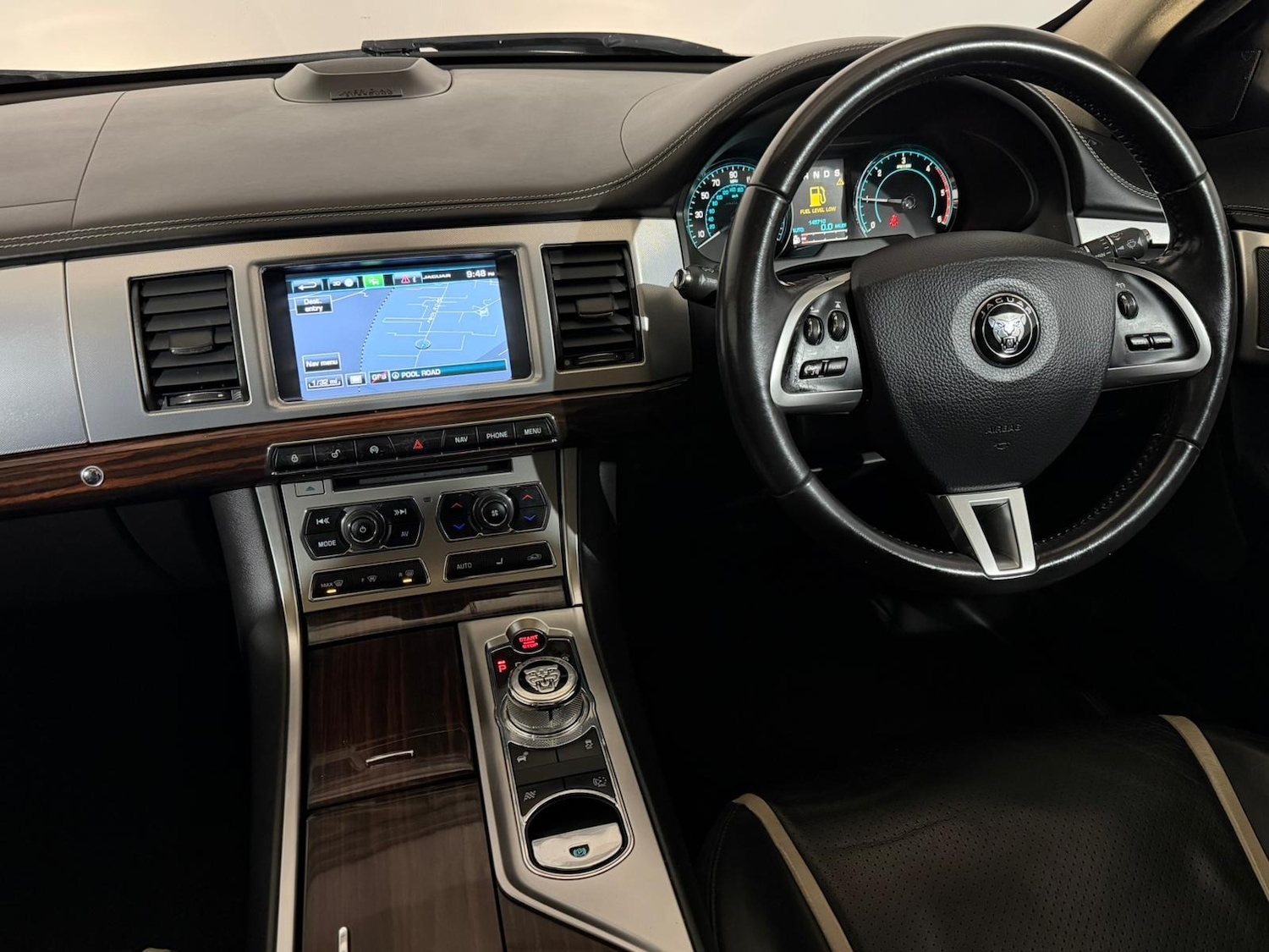 Used Jaguar XF 2014 for sale - 76745486: Photo 12