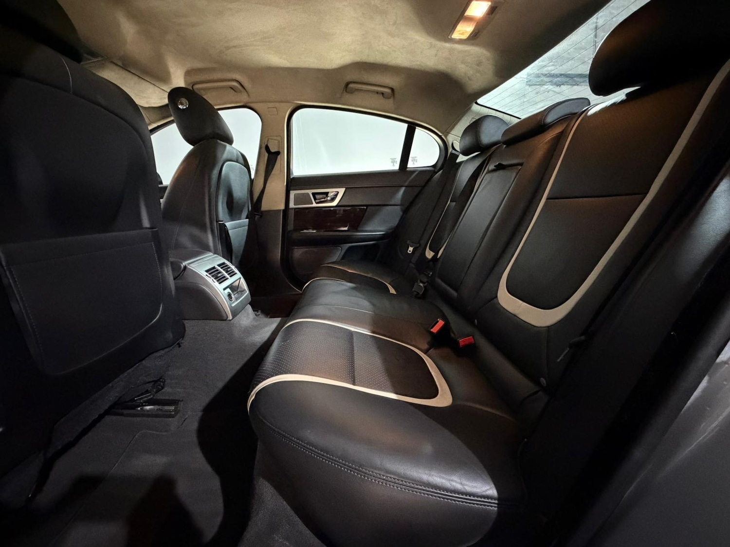 Used Jaguar XF 2014 for sale - 76745486: Photo 19