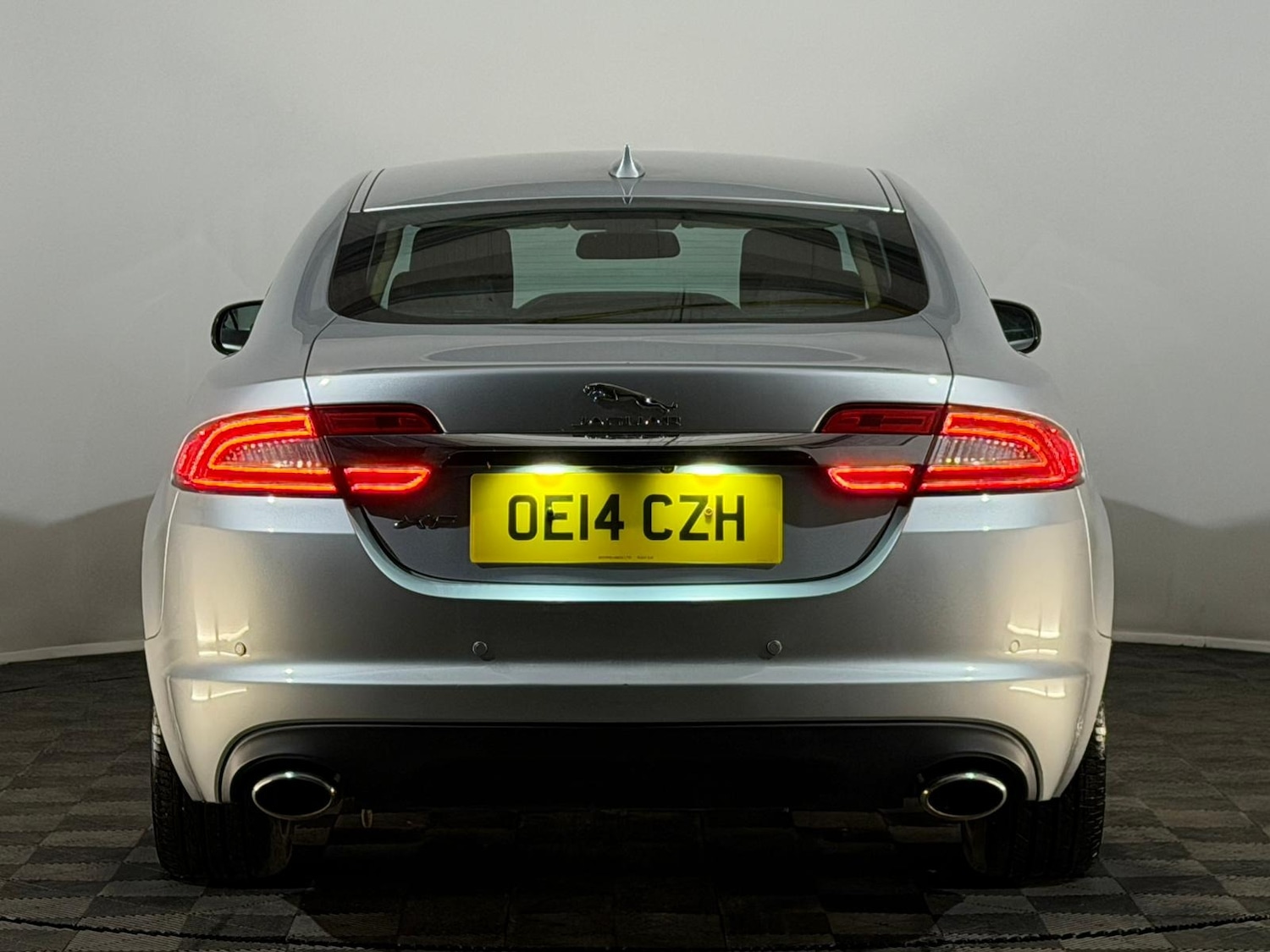 Used Jaguar XF 2014 for sale - 76745486: Photo 7