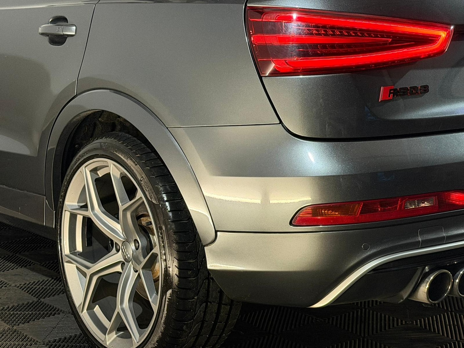 Used Audi RS Q3 2014 for sale - 76497597: Photo 10