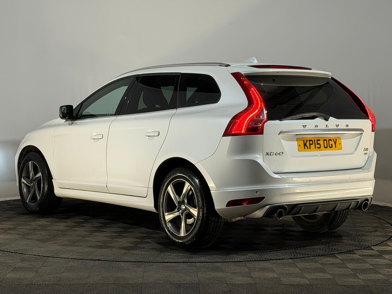 Used Volvo XC60 2015 for sale - 76146585: Photo 9