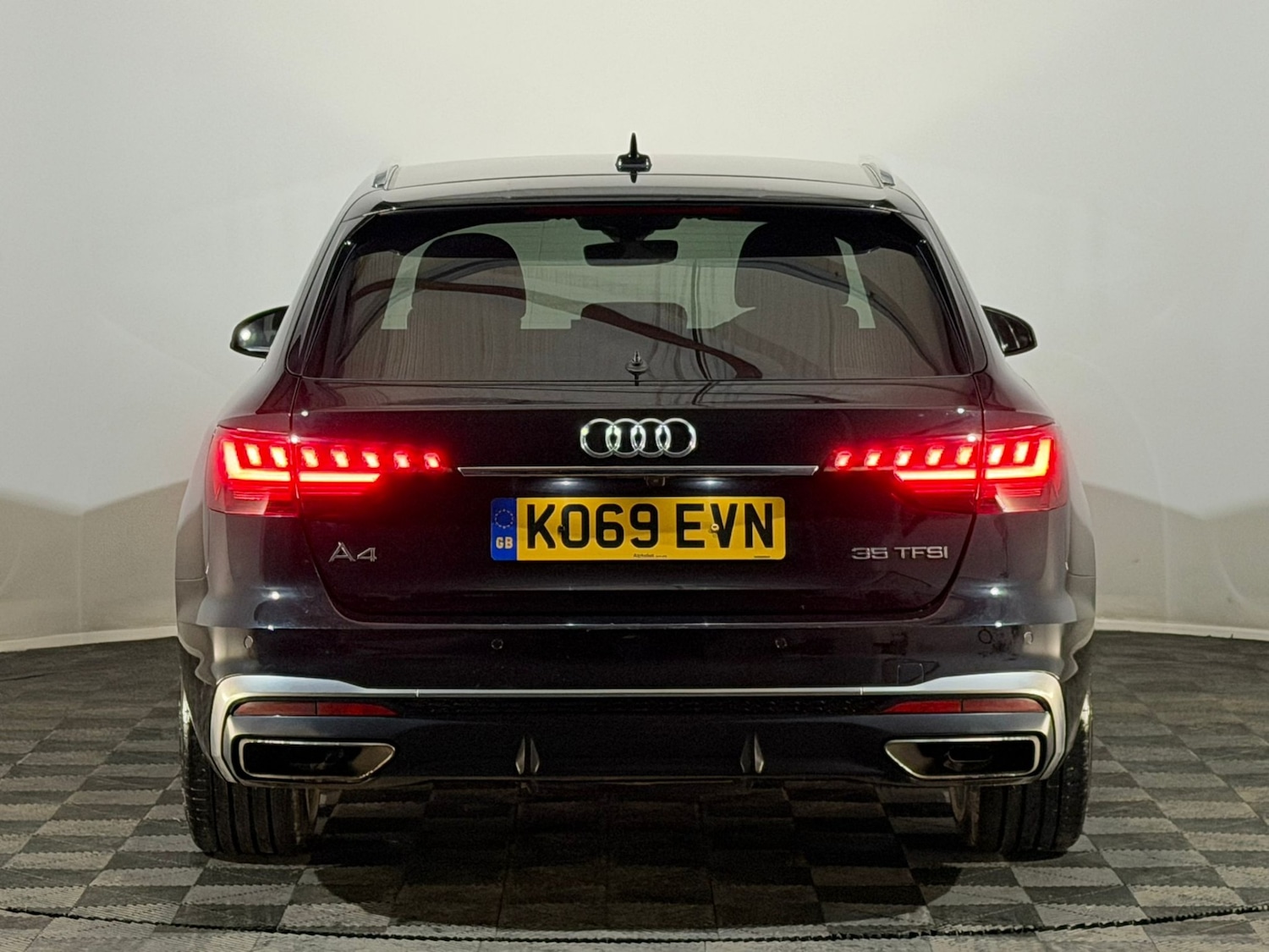 Used Audi A4 2020 for sale - 77627131: Photo 7