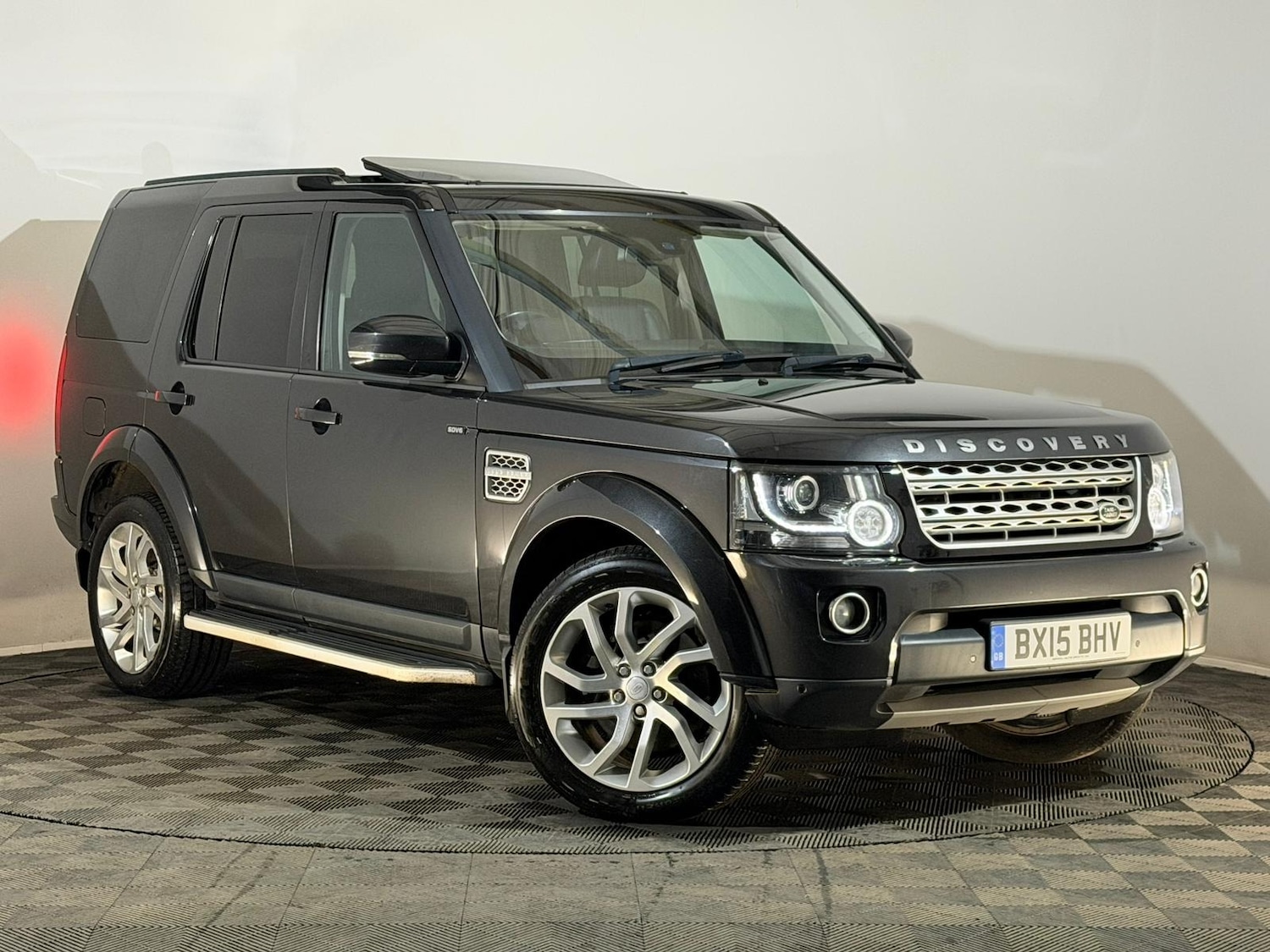 Used Land Rover Discovery 2015 for sale - 76703720: Photo 1