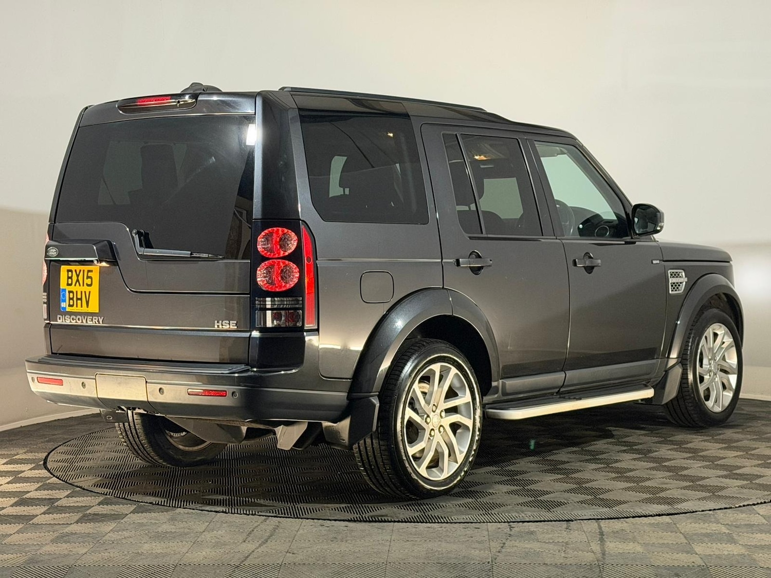 Used Land Rover Discovery 2015 for sale - 76703720: Photo 6
