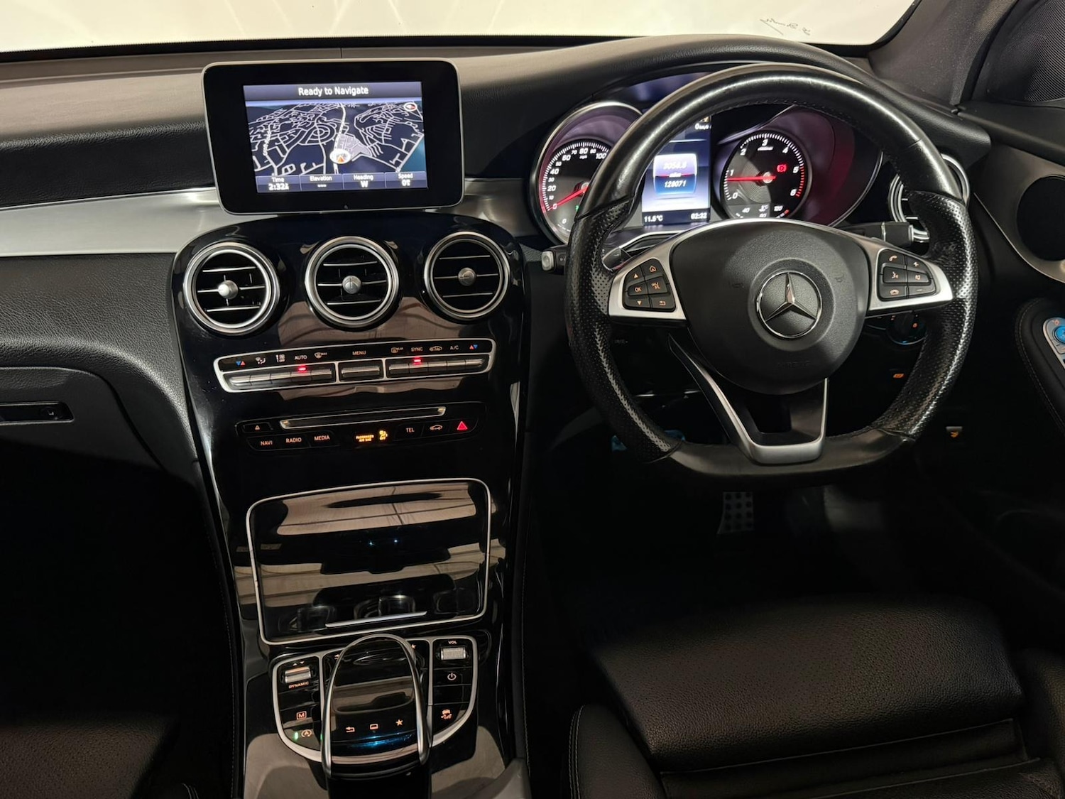 Used Mercedes-Benz GLC 2016 for sale - 76986504: Photo 12