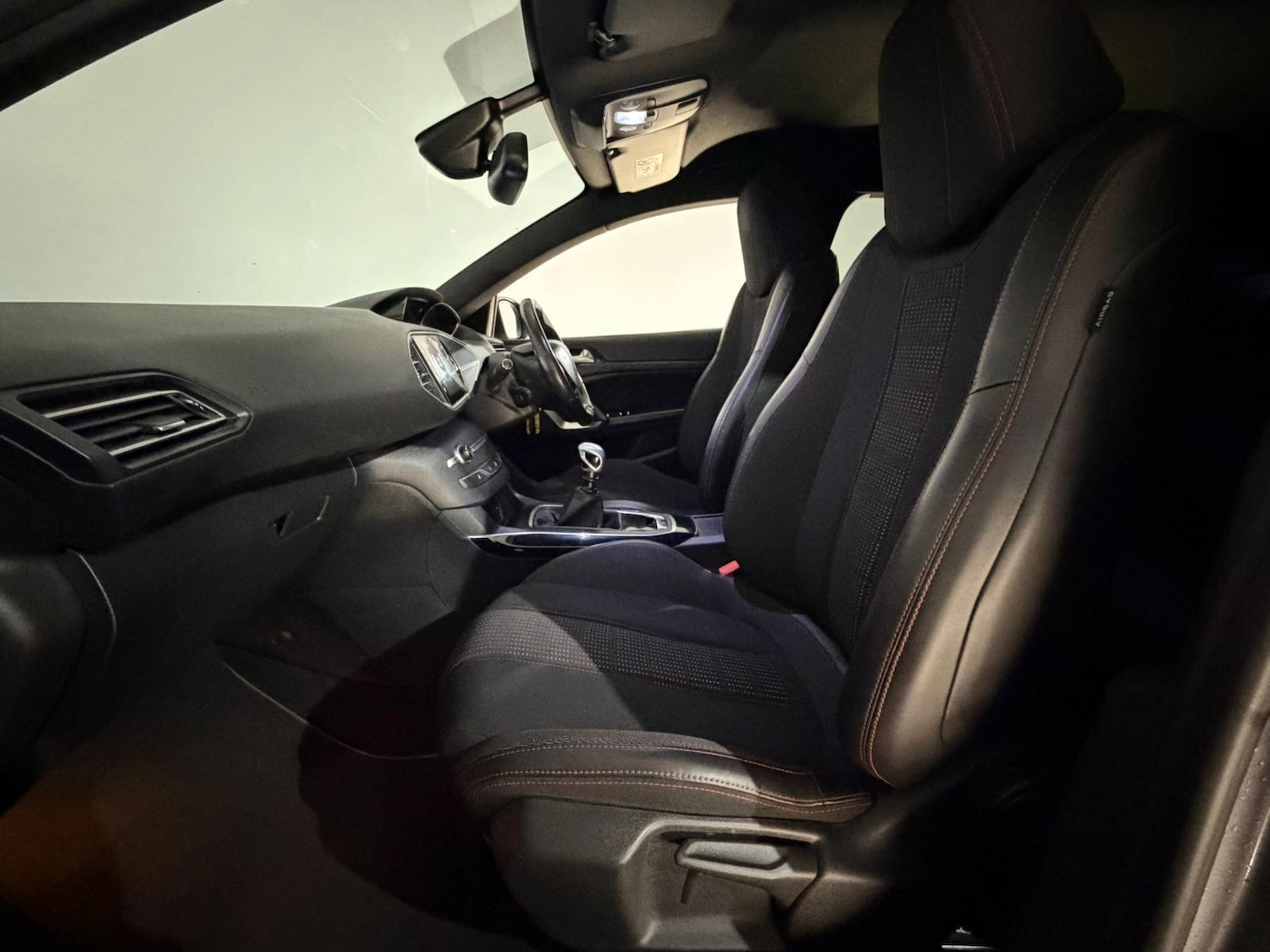 Used Peugeot 308 2017 for sale - 77222896: Photo 17