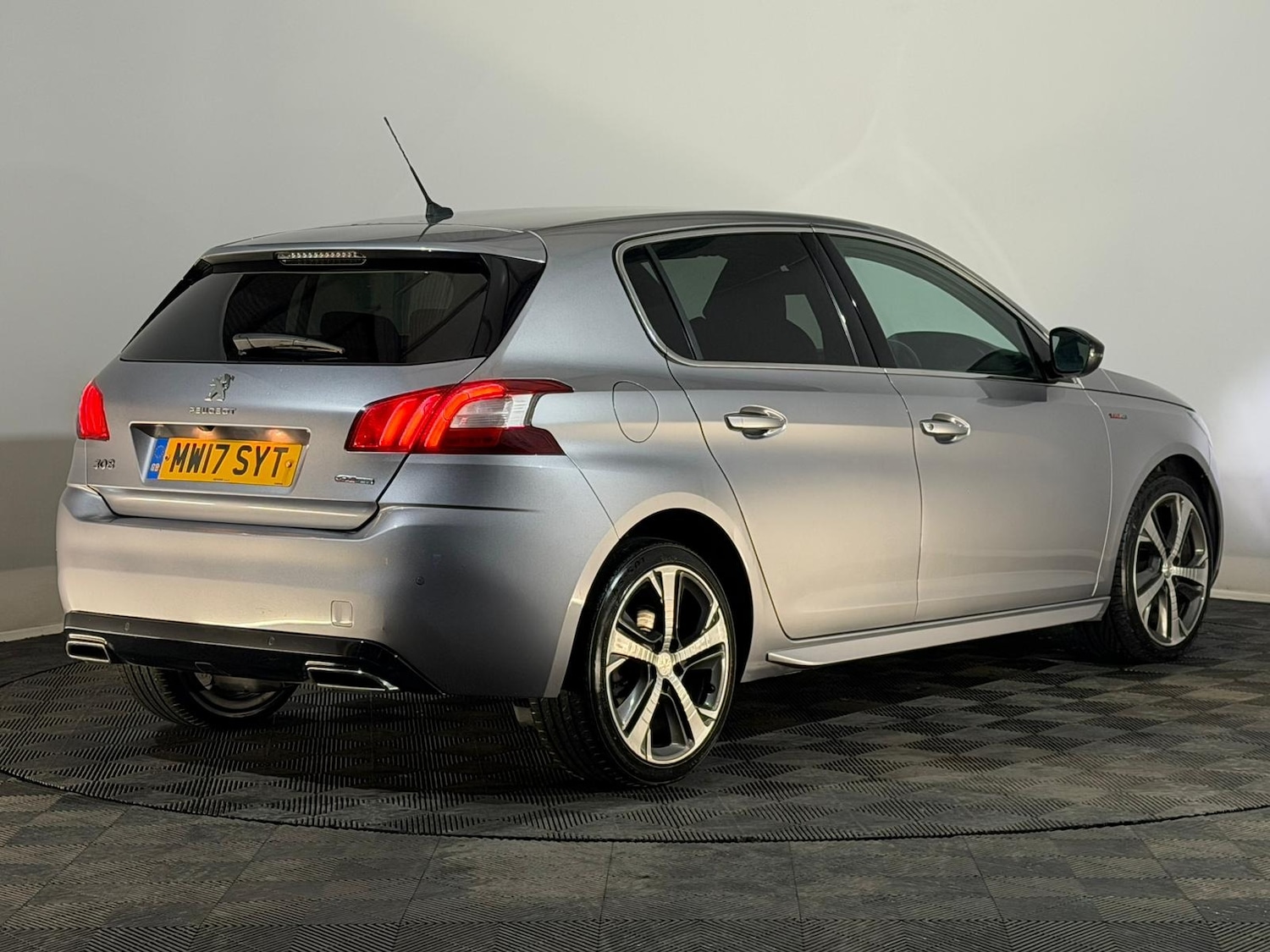 Used Peugeot 308 2017 for sale - 77222896: Photo 6