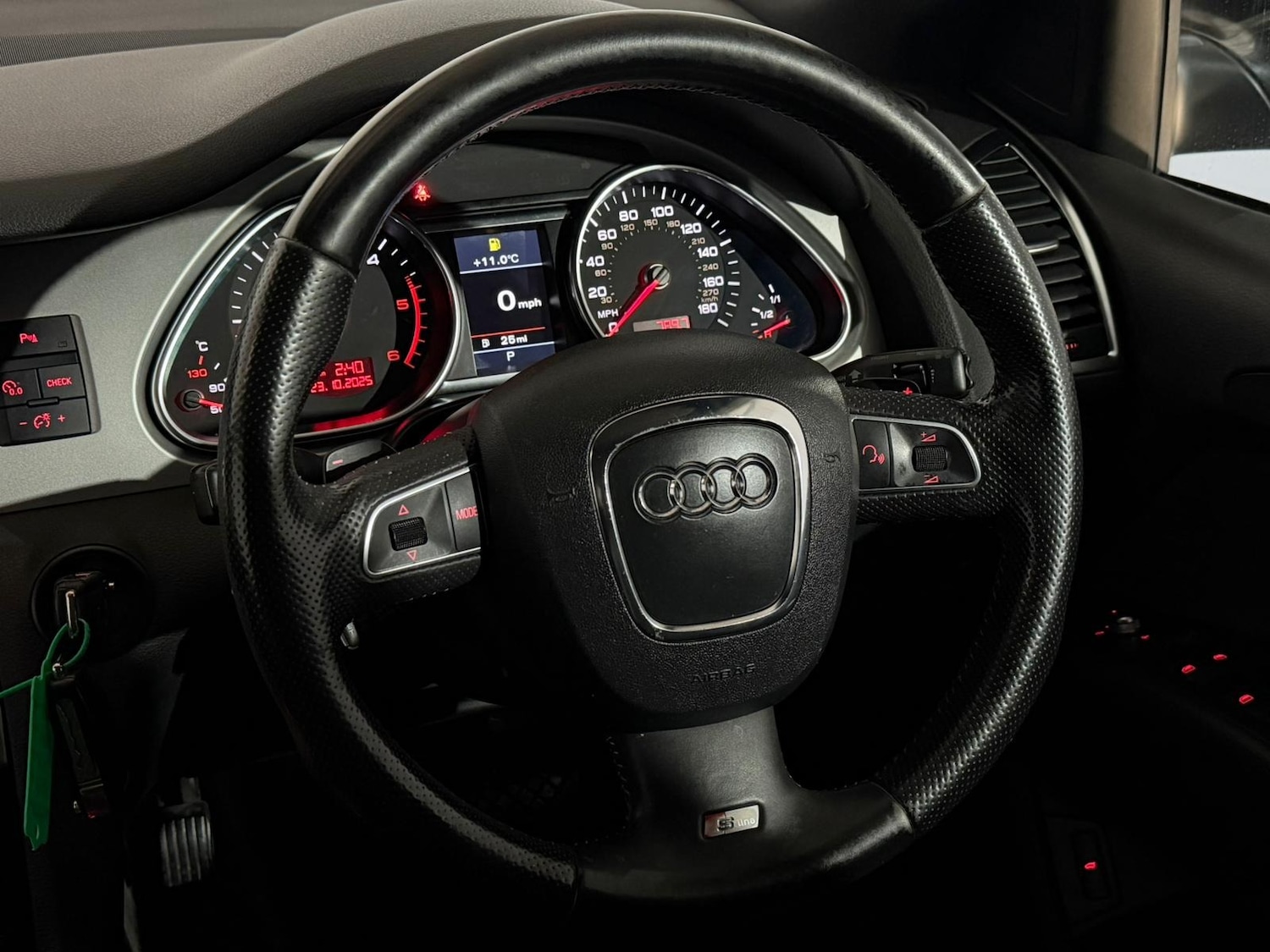 Used Audi Q7 2011 for sale - 76366306: Photo 13
