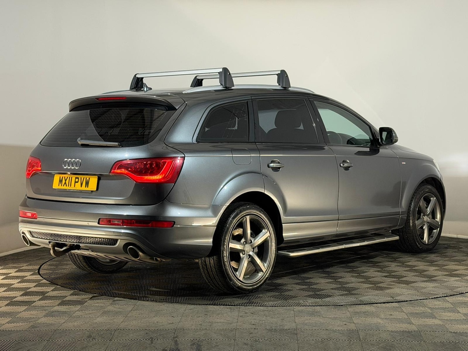 Used Audi Q7 2011 for sale - 76366306: Photo 6