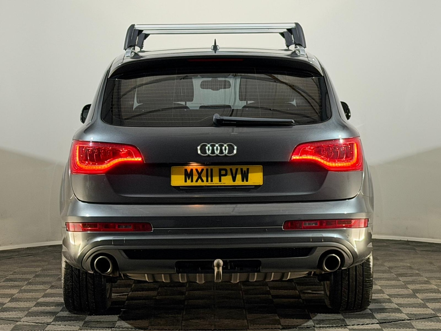 Used Audi Q7 2011 for sale - 76366306: Photo 7
