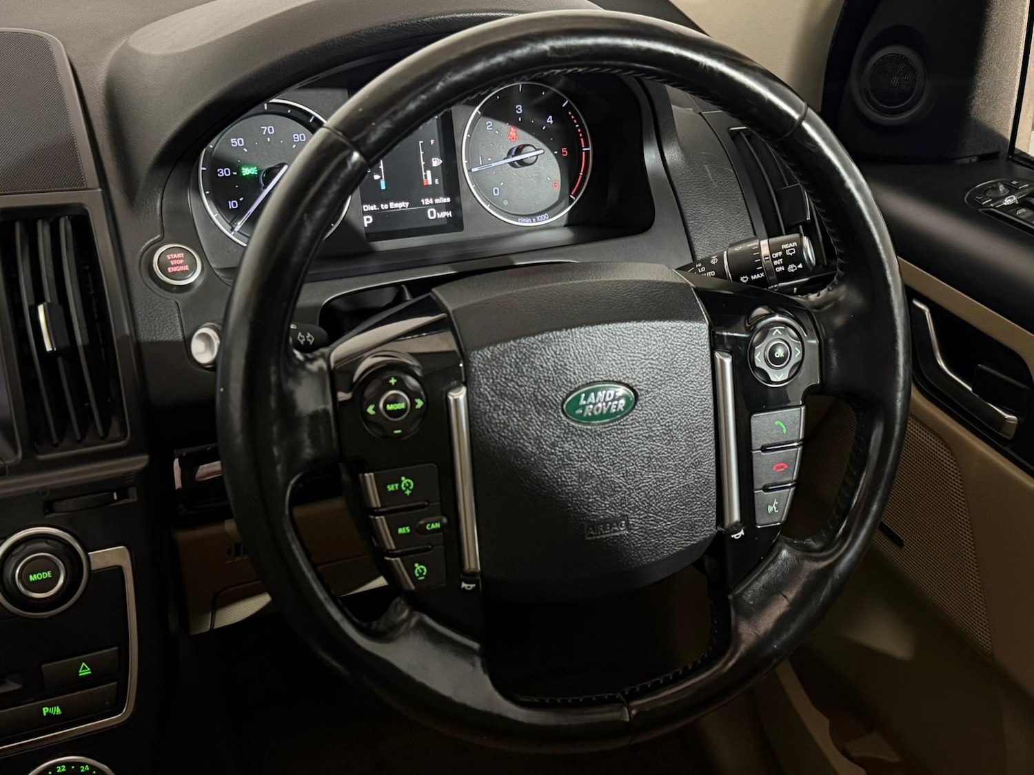 Used Land Rover Freelander 2013 for sale - 77049319: Photo 13