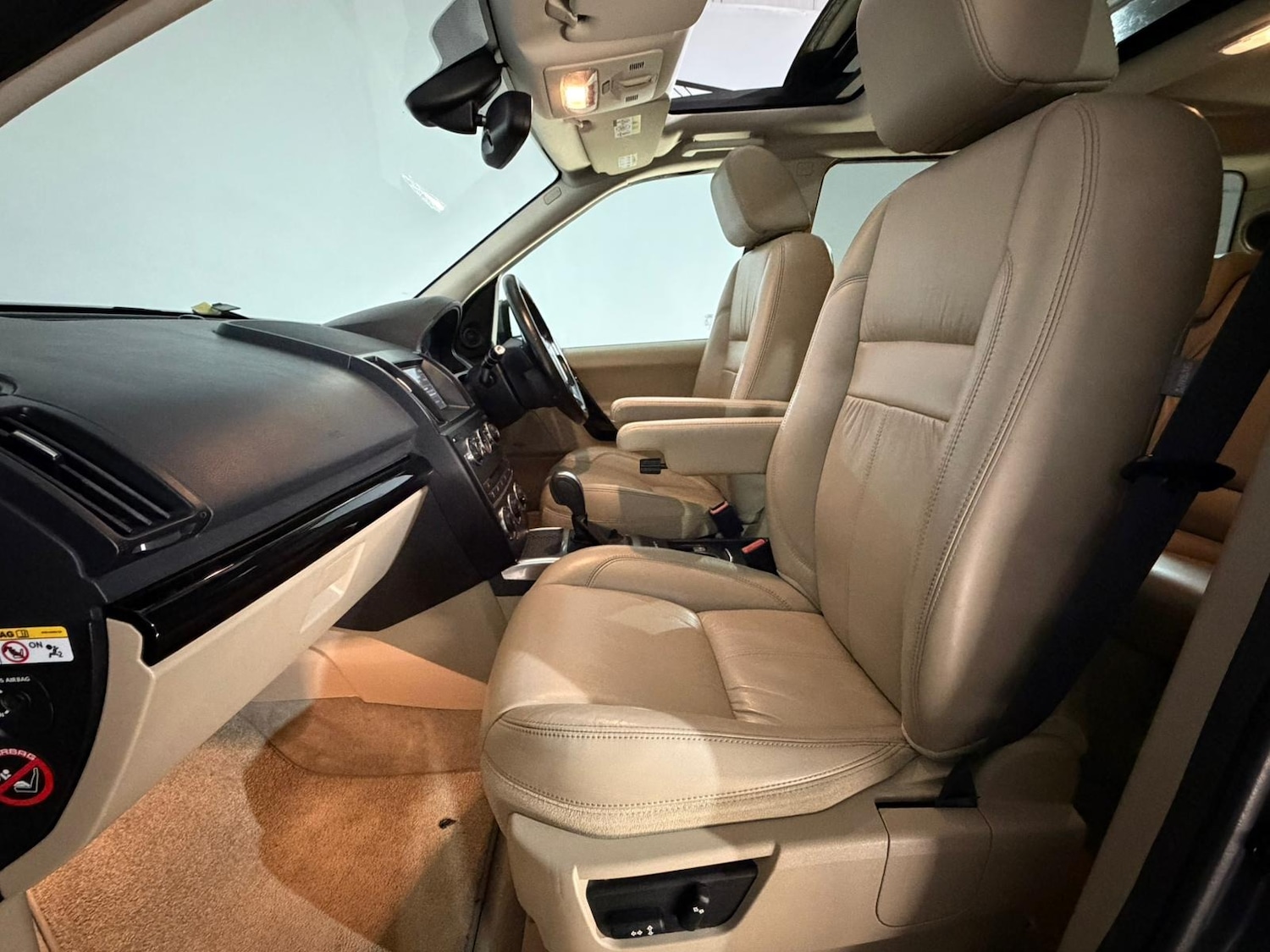 Used Land Rover Freelander 2013 for sale - 77049319: Photo 16