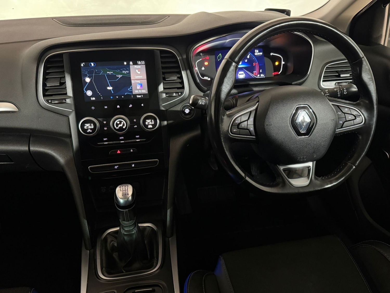 Used Renault Megane 2021 for sale - 77599830: Photo 12