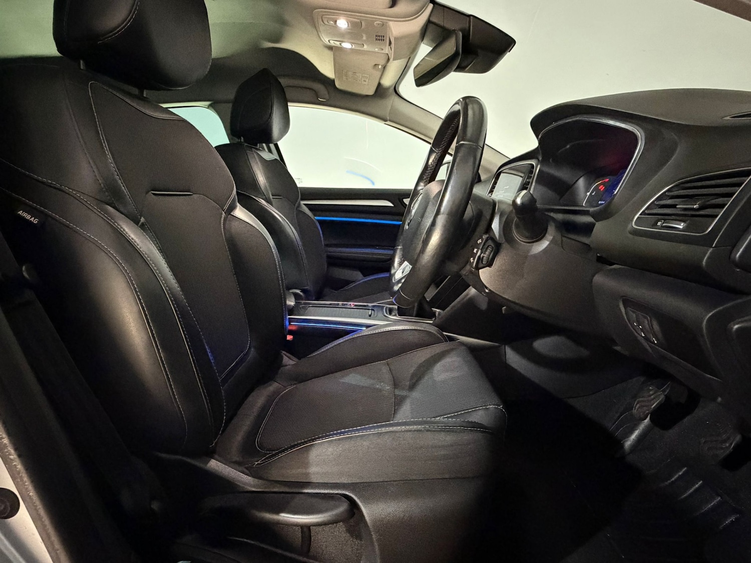 Used Renault Megane 2021 for sale - 77599830: Photo 15