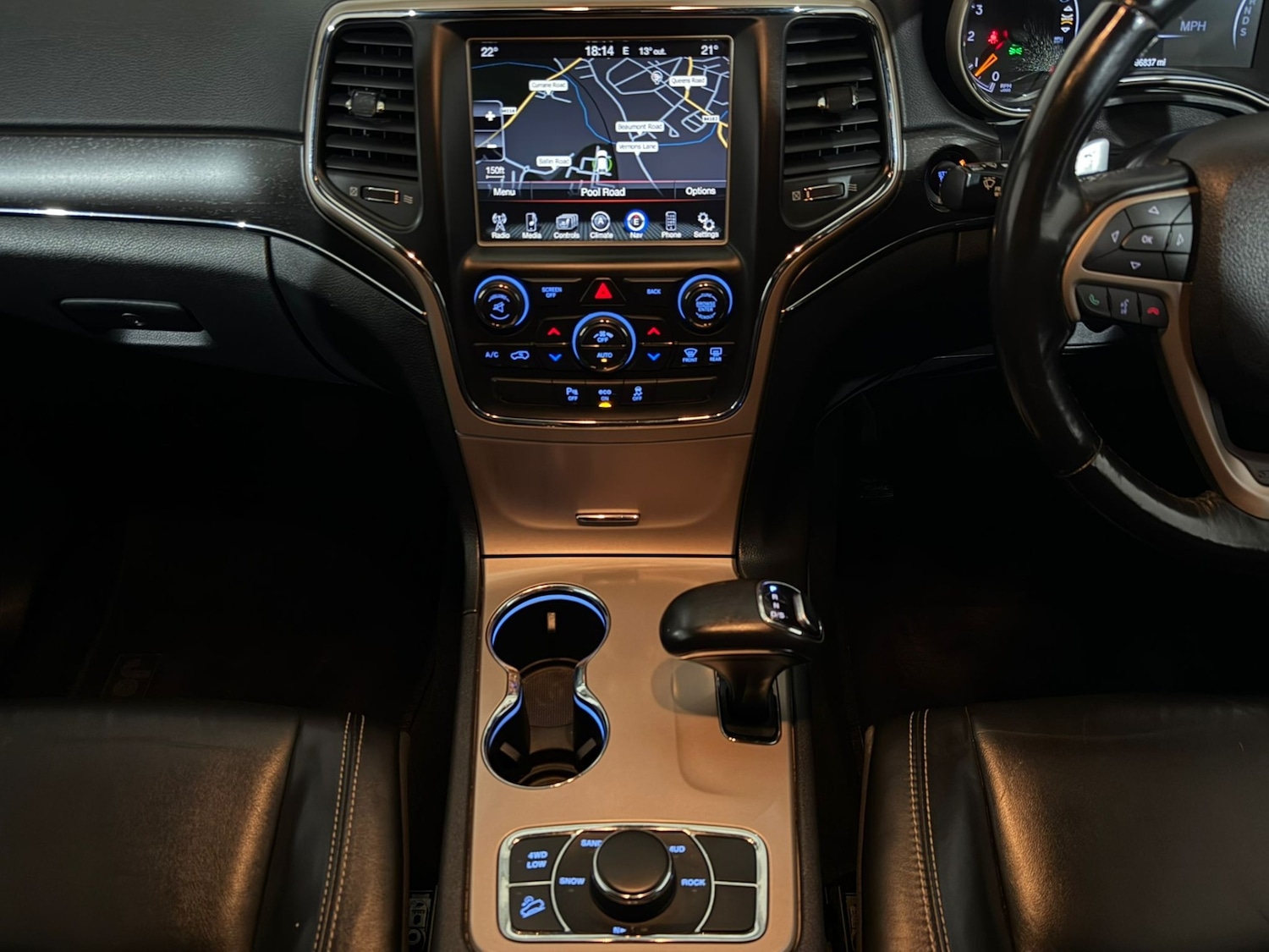 Used Jeep Grand Cherokee 2015 for sale - 76089396: Photo 14