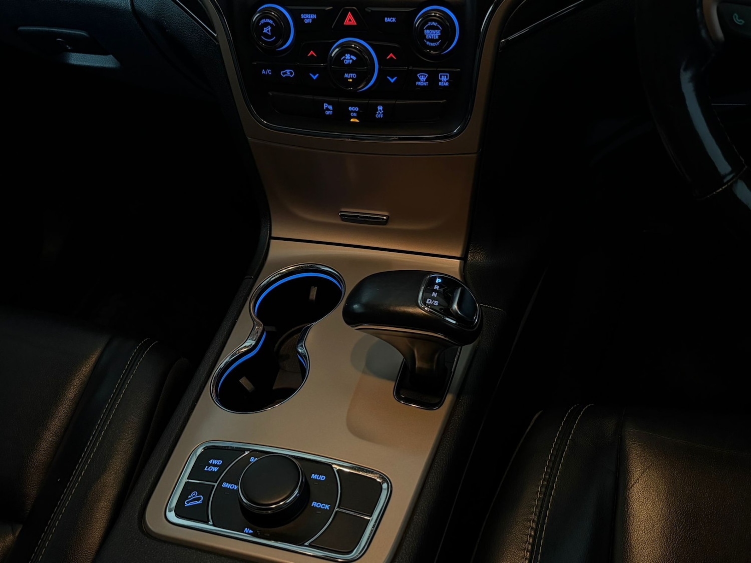 Used Jeep Grand Cherokee 2015 for sale - 76089396: Photo 16