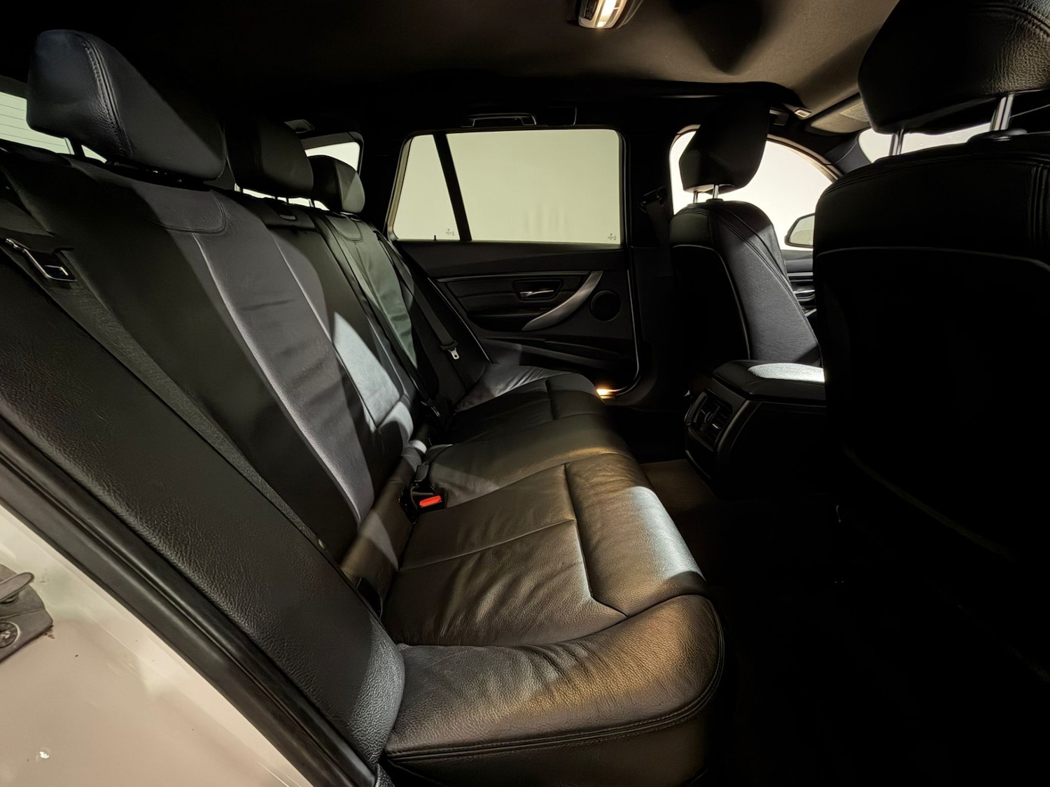 Used BMW 3 Series 2012 for sale - 77674357: Photo 18