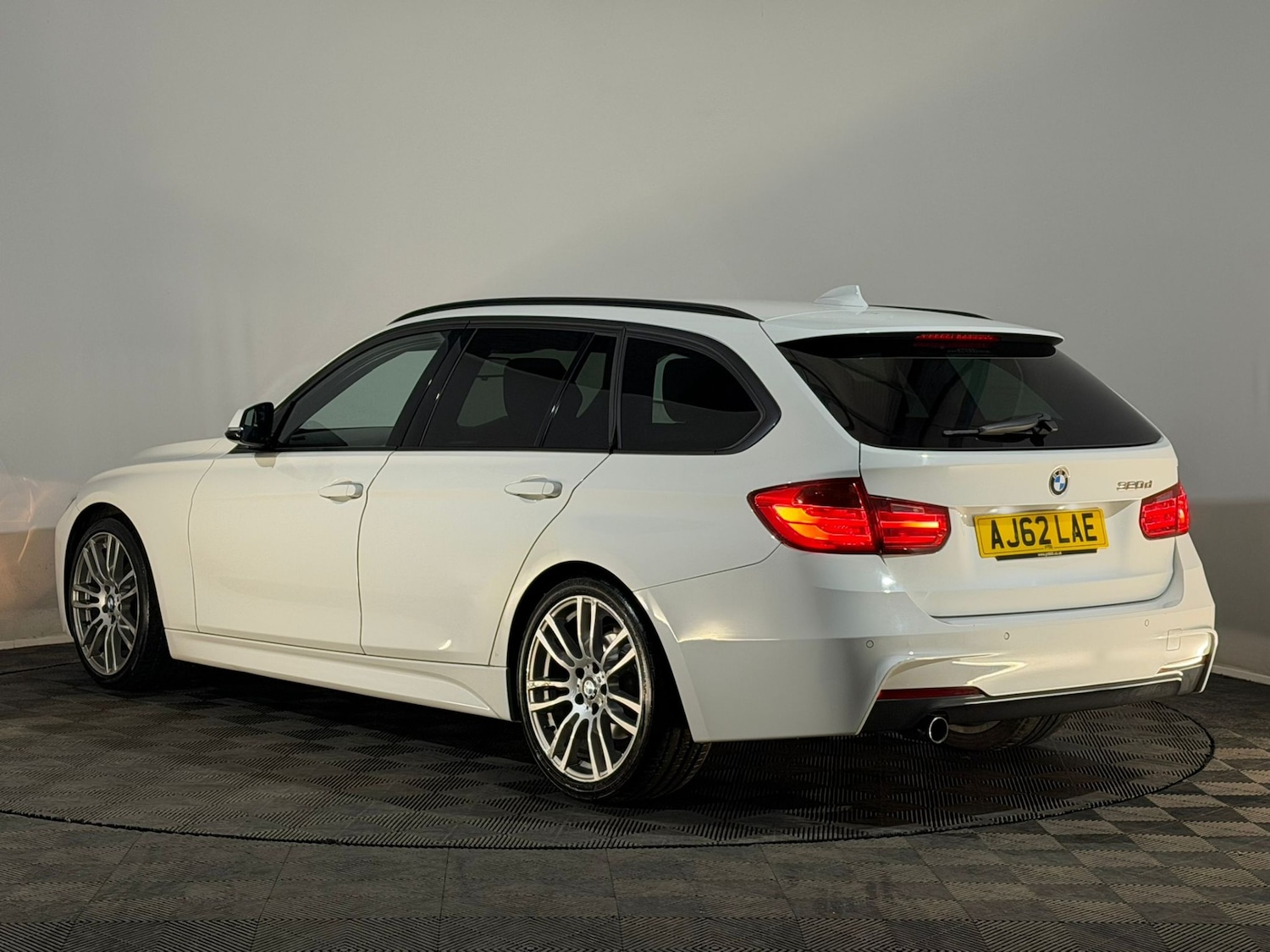 Used BMW 3 Series 2012 for sale - 77674357: Photo 9