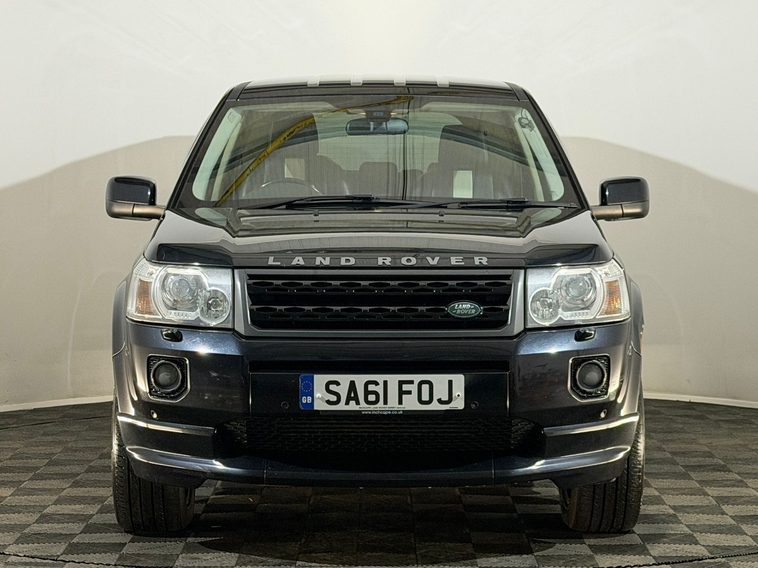 Used Land Rover Freelander 2011 for sale - 76986755: Photo 2