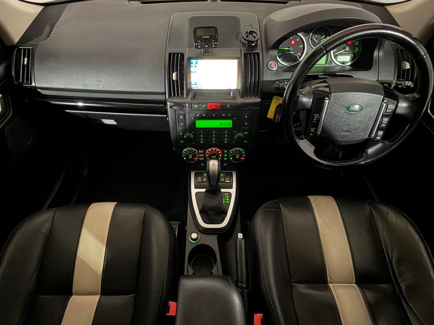 Used Land Rover Freelander 2011 for sale - 76986755: Photo 8