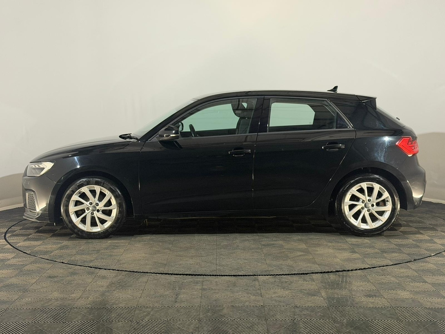 Used Audi A1 2019 for sale - 77482182: Photo 5