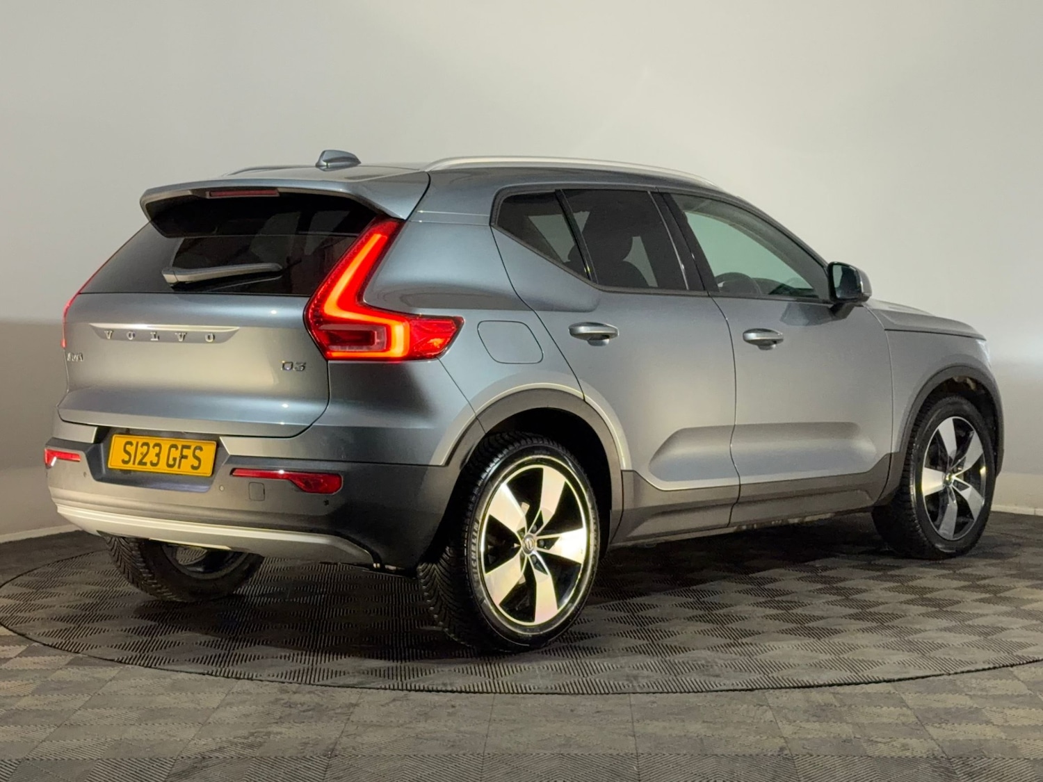 Used Volvo XC40 2018 for sale - 78136912: Photo 6