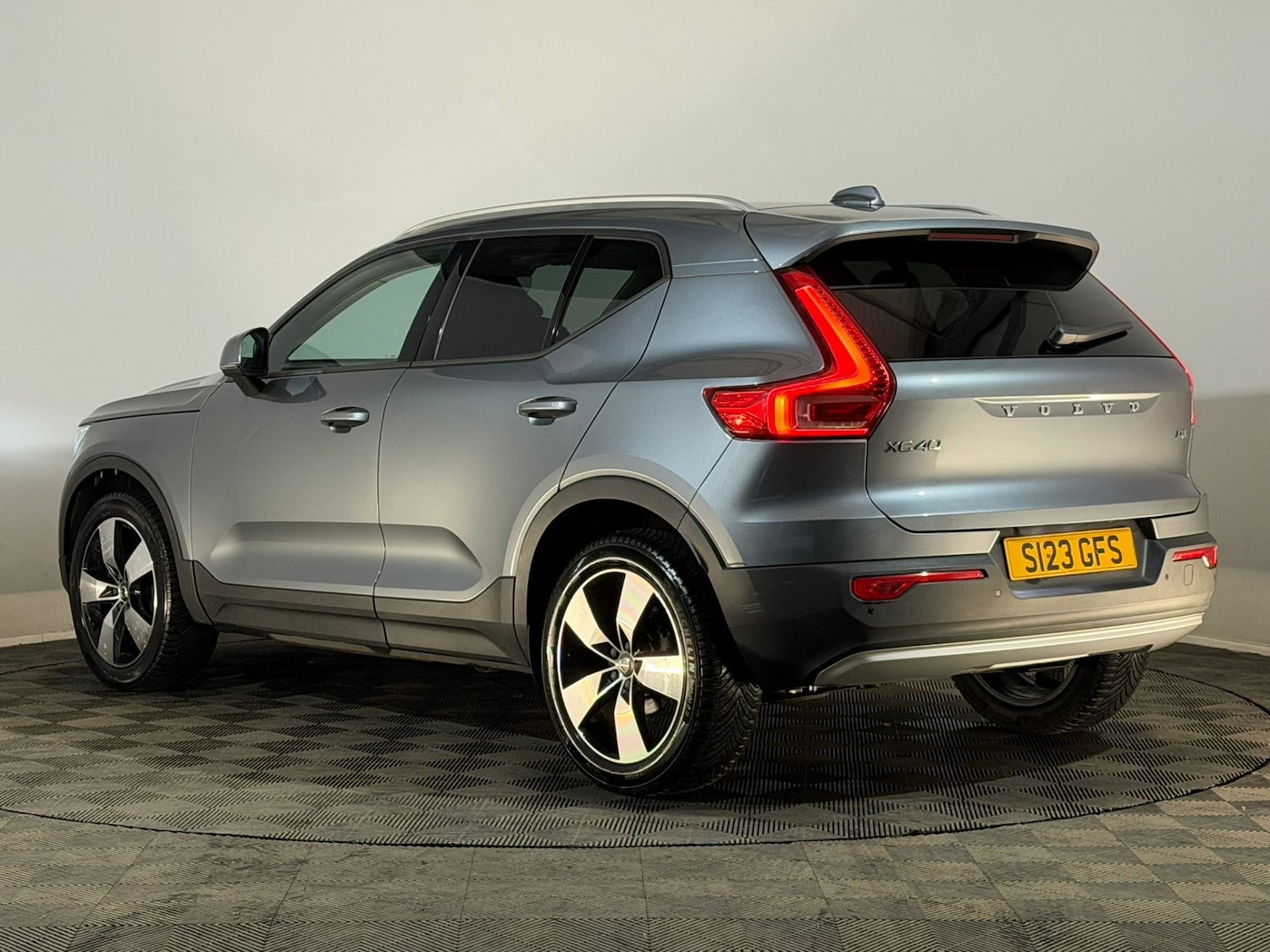 Used Volvo XC40 2018 for sale - 78136912: Photo 9