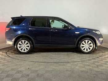 Used Land Rover Discovery Sport 2015 for sale - 78811505: Photo
