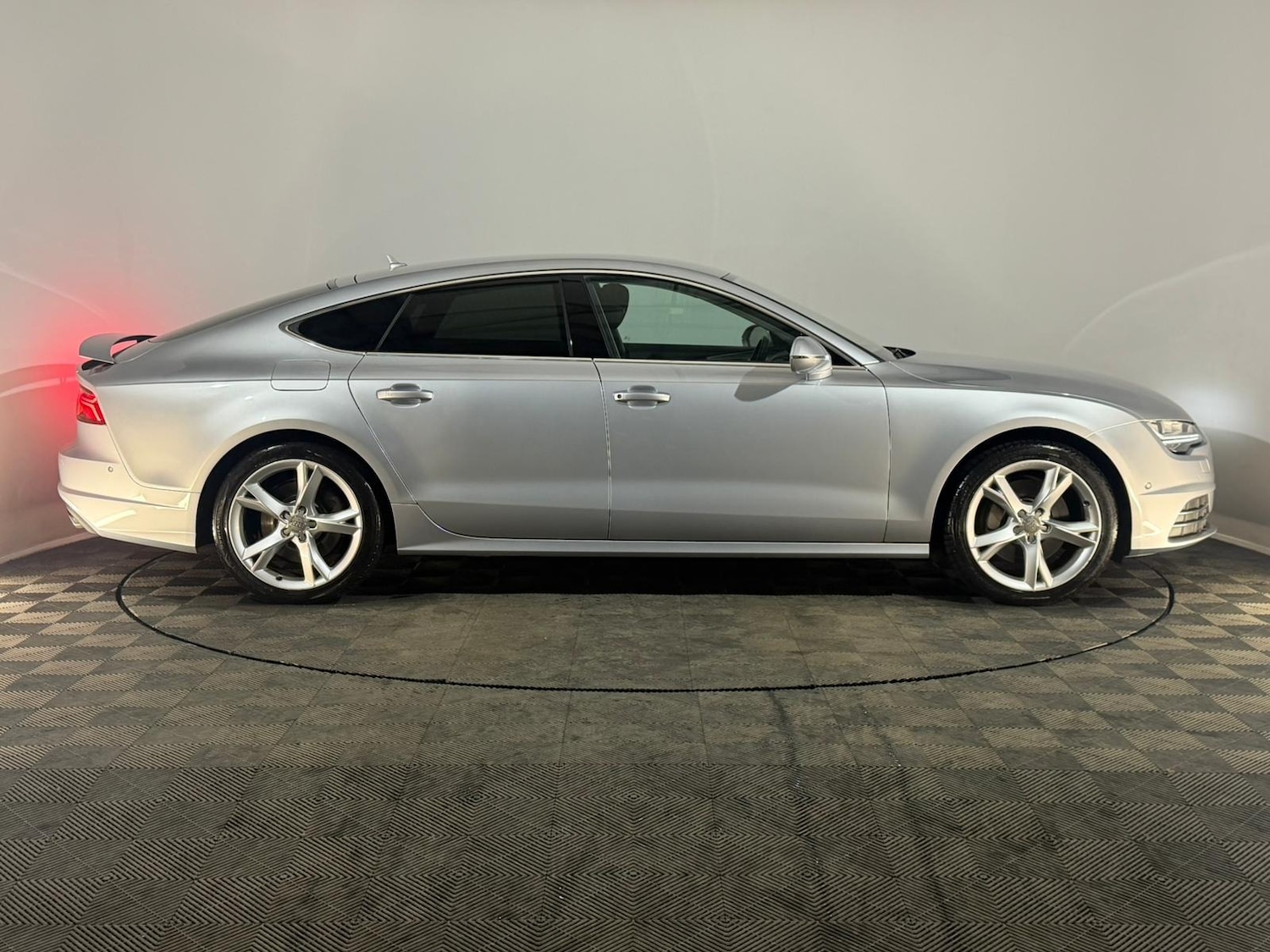 Used Audi A7 2014 for sale - 77199207: Photo 4