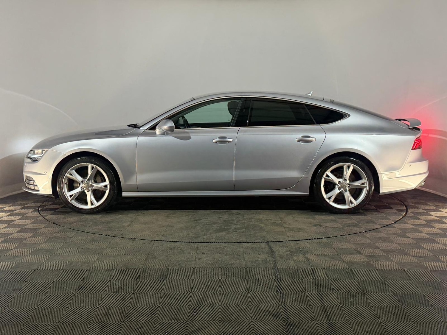 Used Audi A7 2014 for sale - 77199207: Photo 5