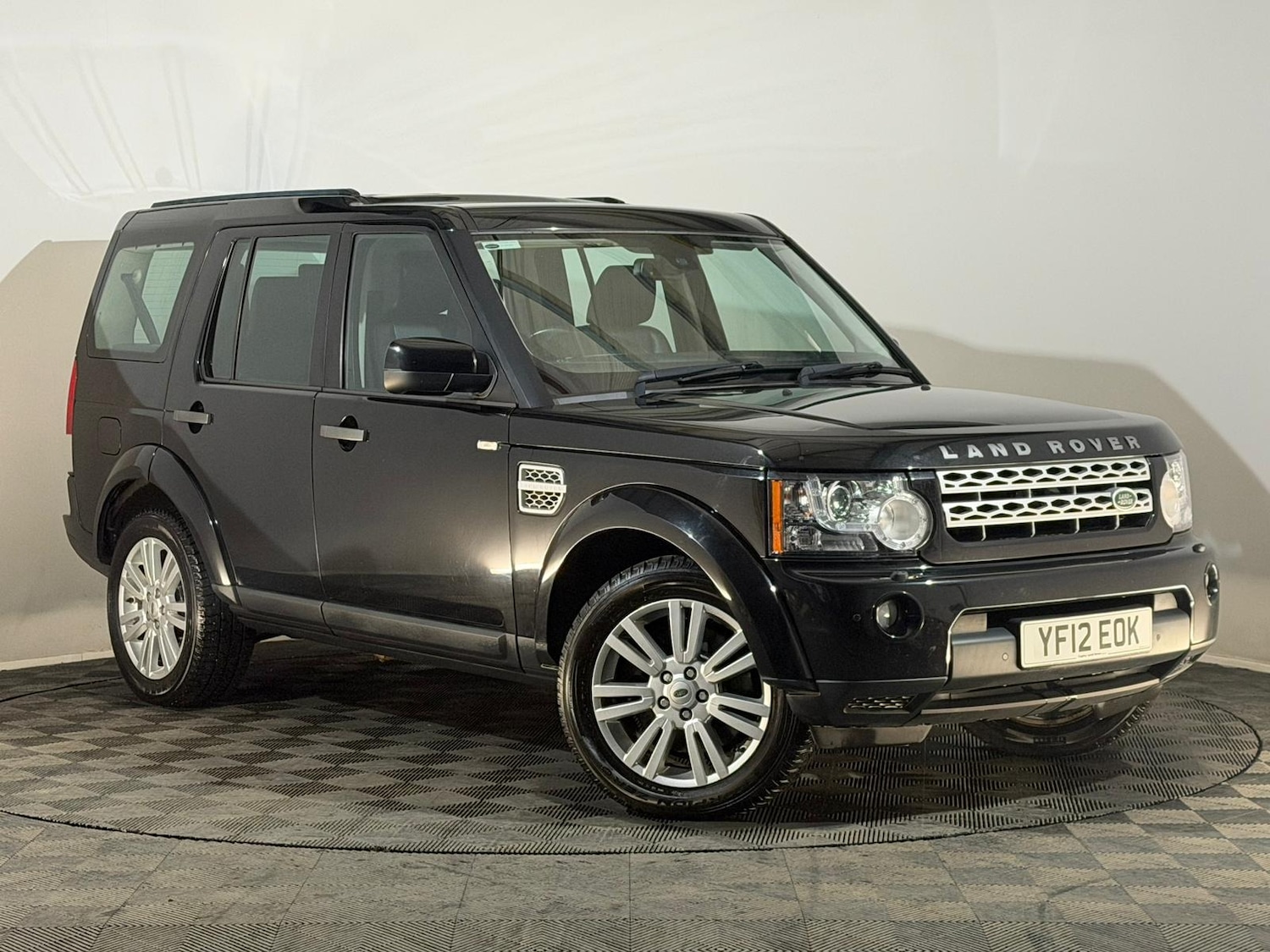 Used Land Rover Discovery 2012 for sale - 76900077: Photo 1