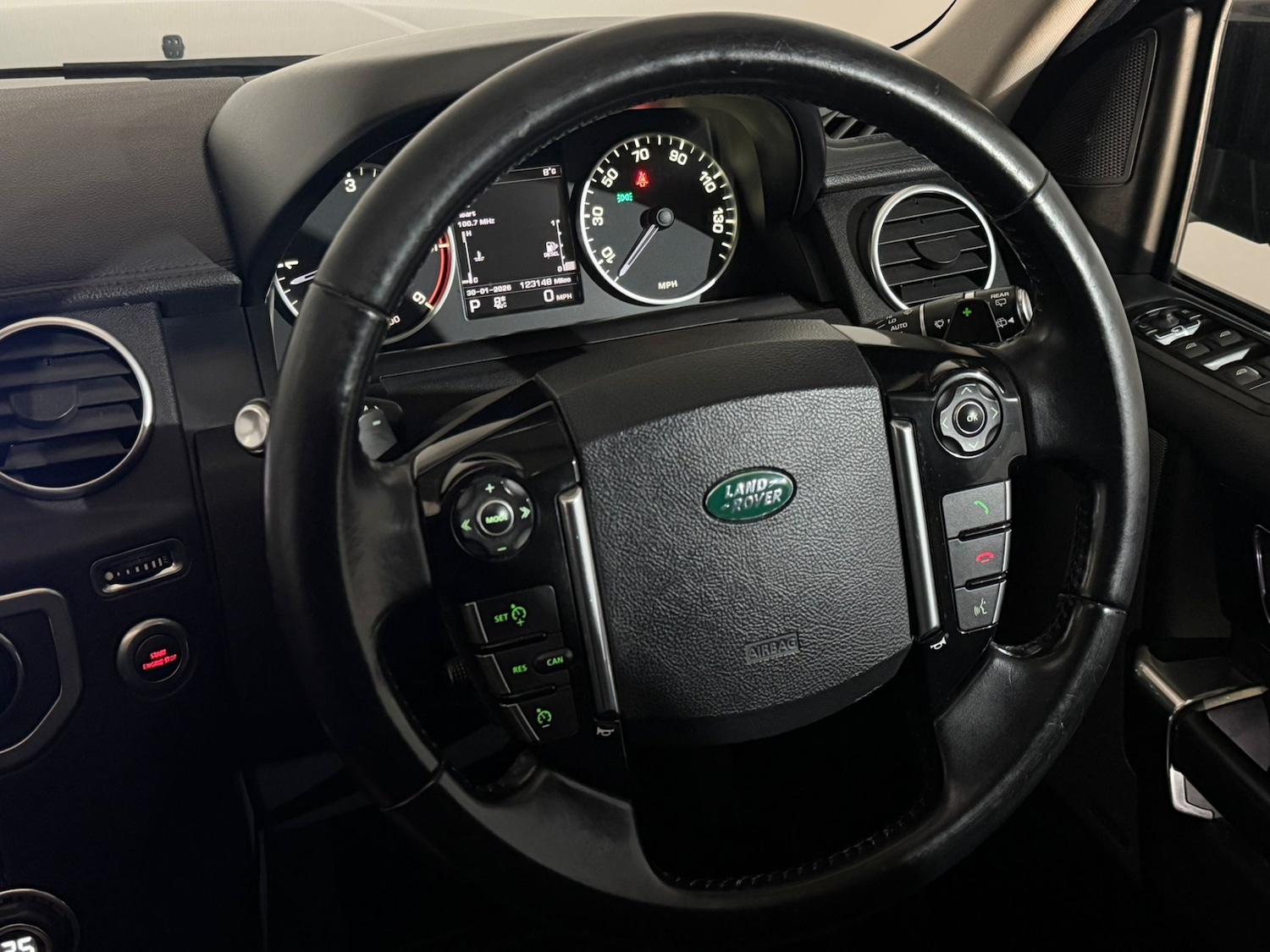 Used Land Rover Discovery 2013 for sale - 77398266: Photo 13