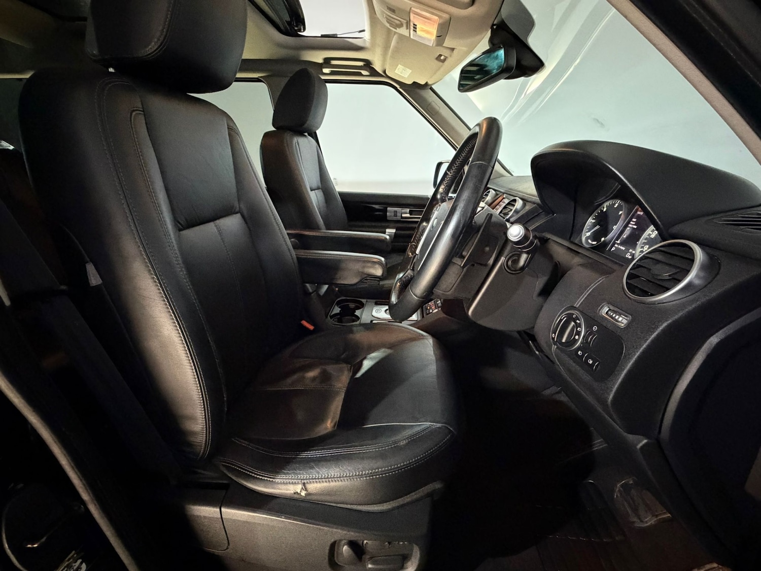 Used Land Rover Discovery 2013 for sale - 77398266: Photo 16