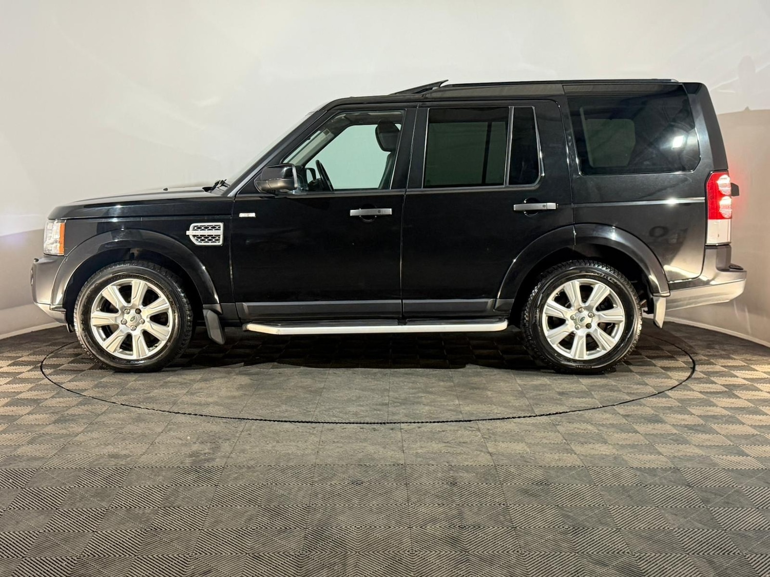 Used Land Rover Discovery 2013 for sale - 77398266: Photo 5