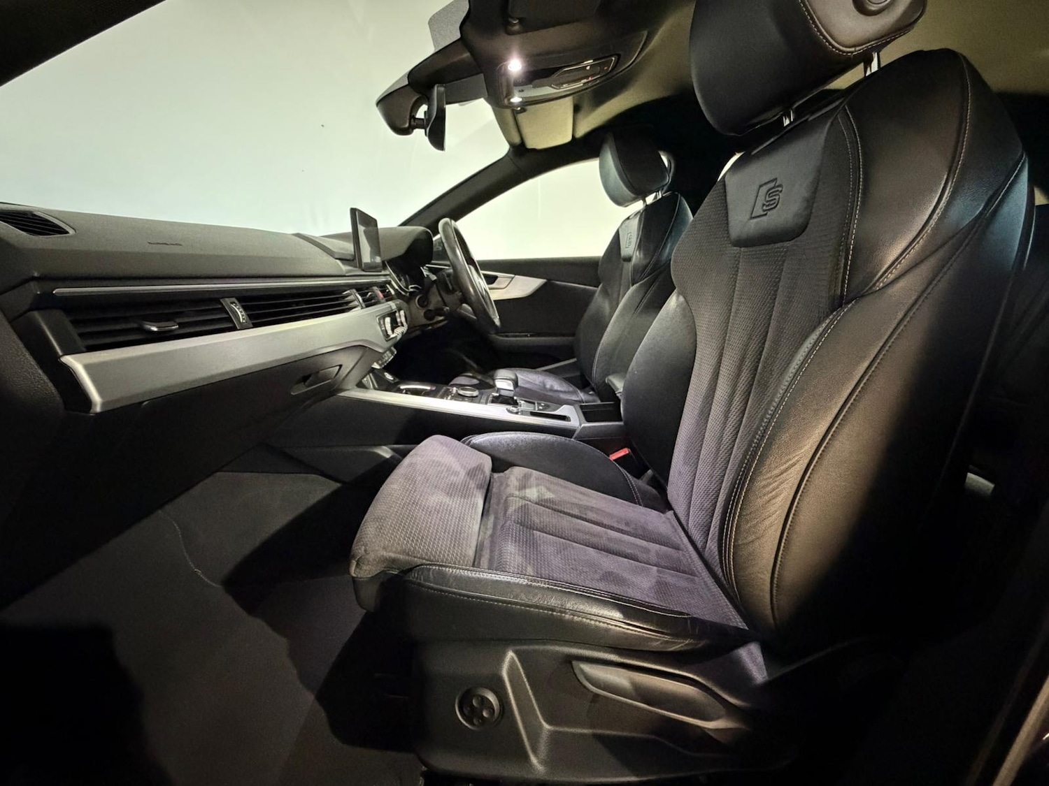 Used Audi A4 2019 for sale - 77360013: Photo 16