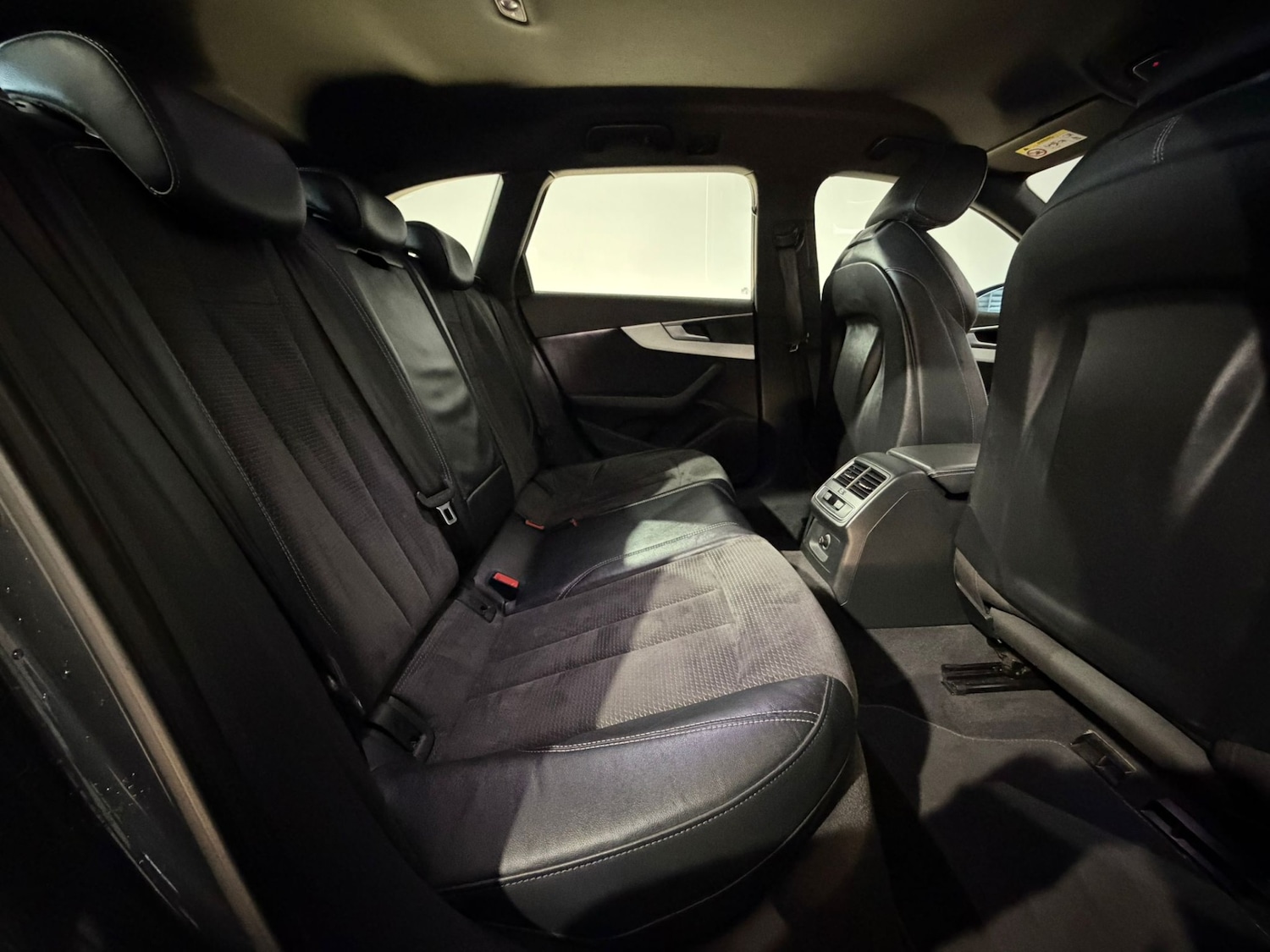 Used Audi A4 2019 for sale - 77360013: Photo 17