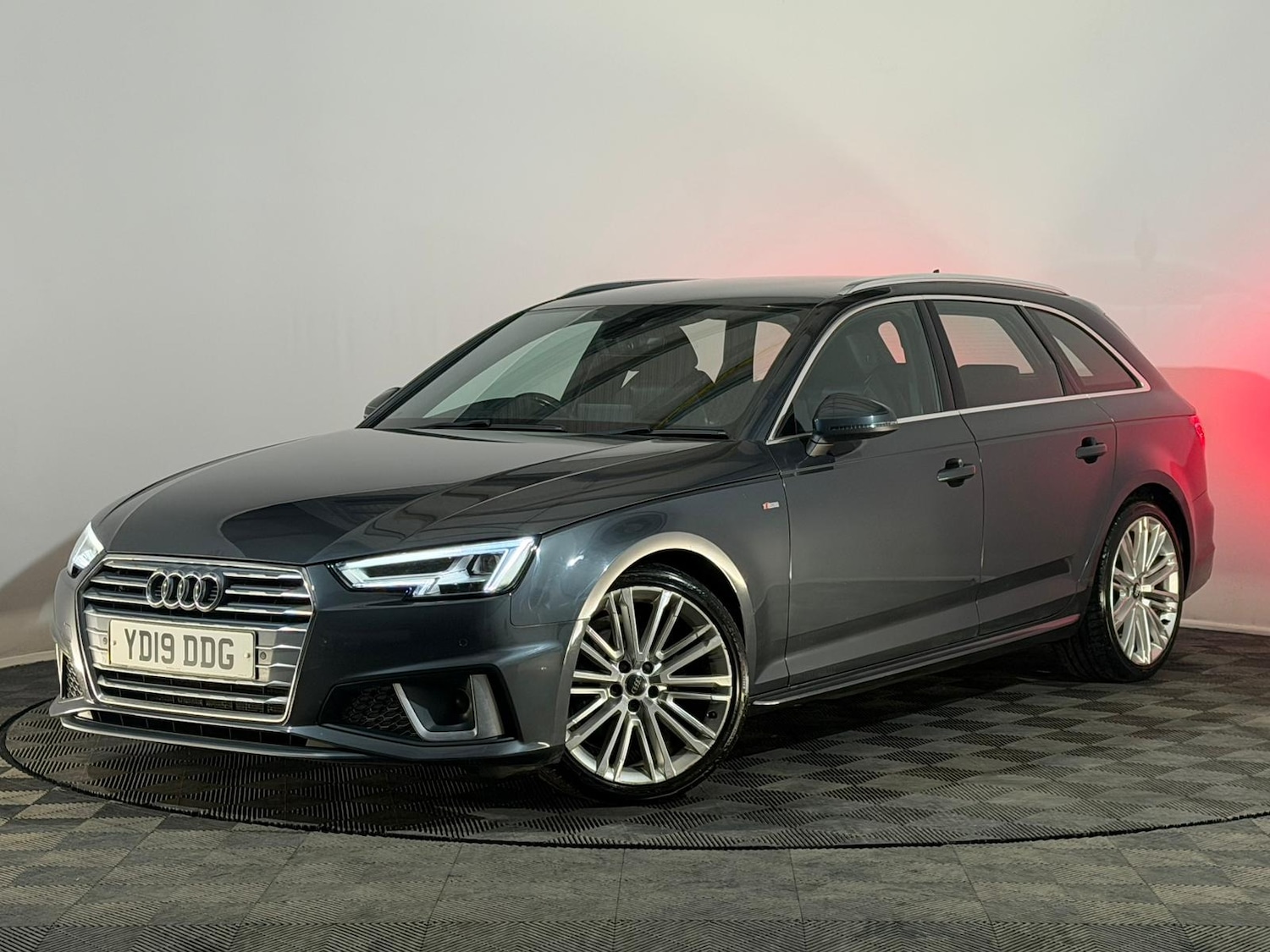 Used Audi A4 2019 for sale - 77360013: Photo 3