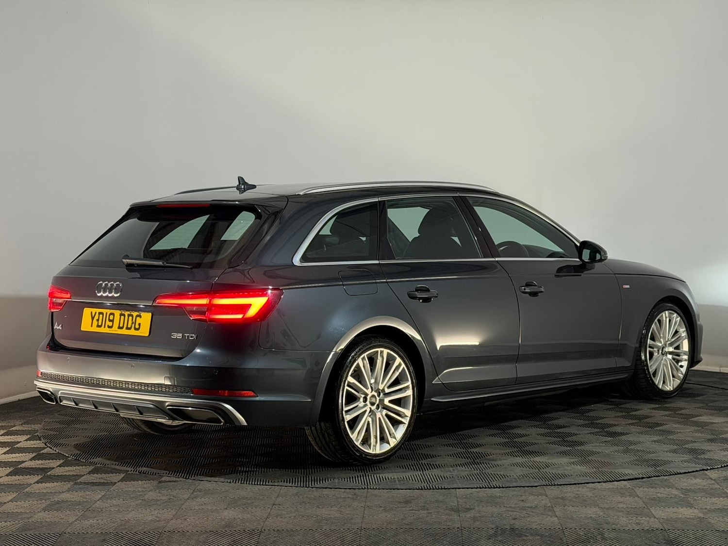 Used Audi A4 2019 for sale - 77360013: Photo 6