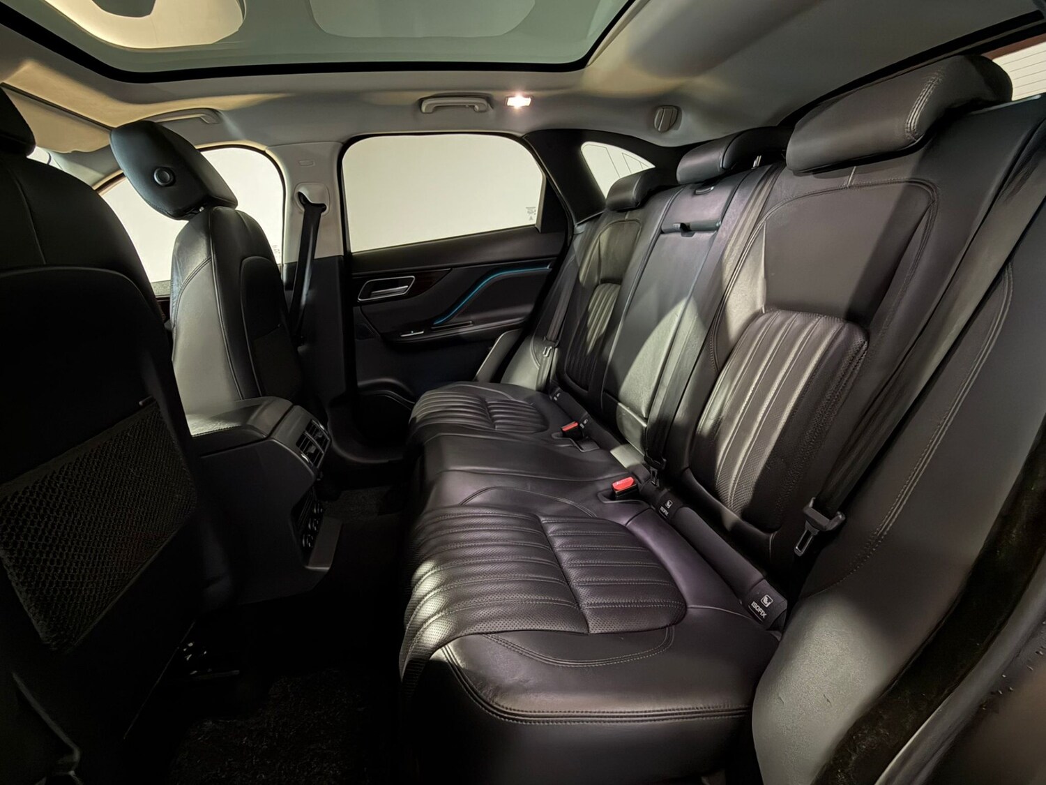 Used Jaguar F-Pace 2016 for sale - 78120866: Photo 18